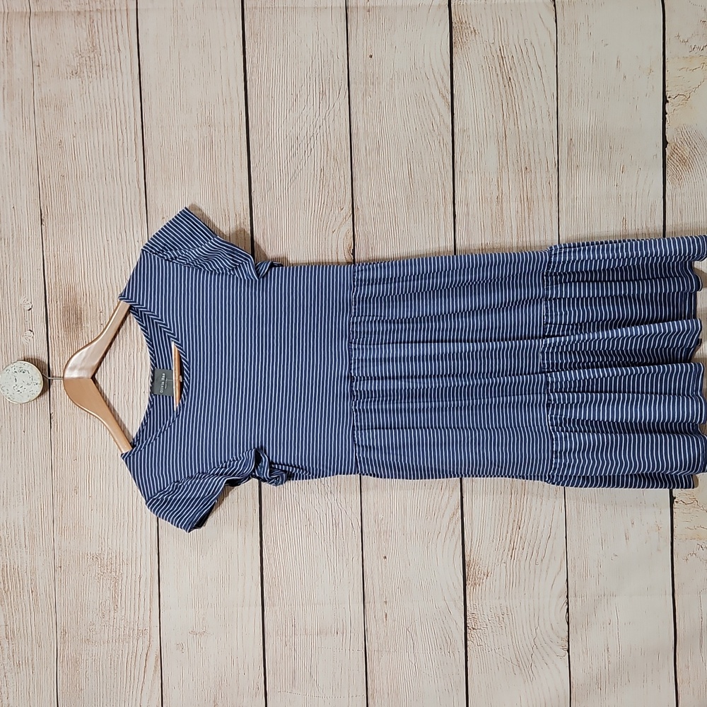 NWT Olivia Rae Navy Striped Ruffle Tiered Short Sleeve Dress Small